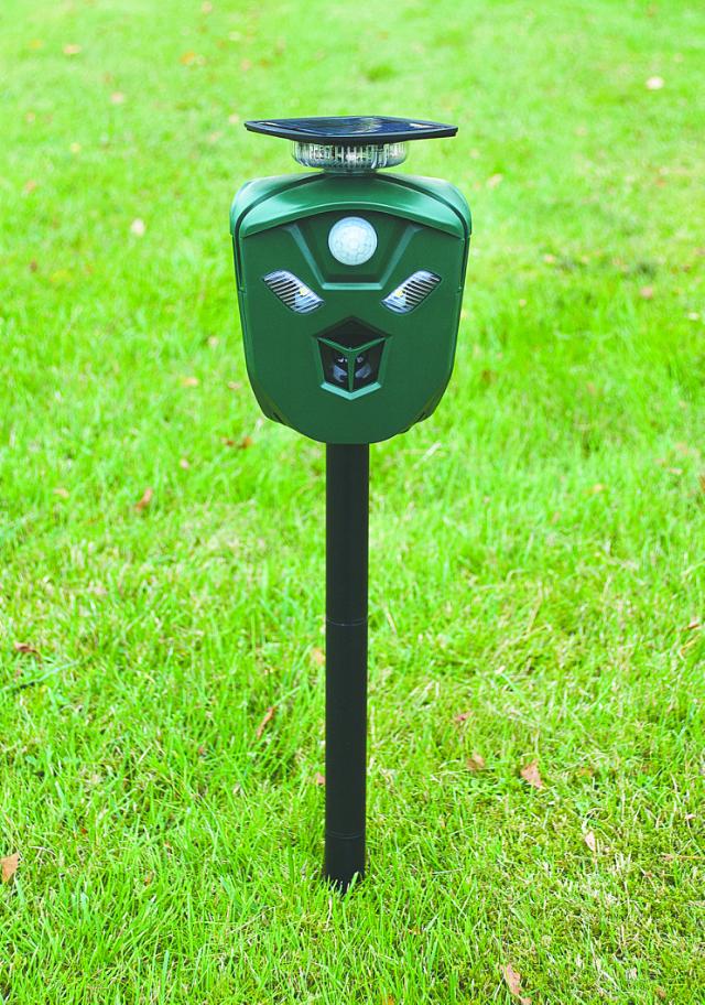 Ryom Ultralydskræmmer med Sensor/Alarm/Blitz