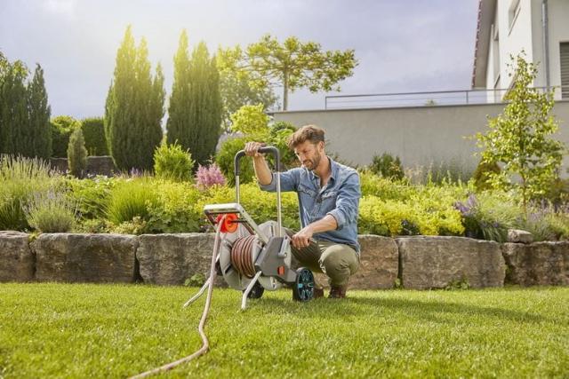 Gardena CleverRoll M Easy Slangevogn med 1/2' Slange 25m