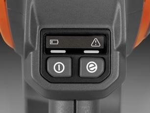 Husqvarna 215iL Trimmer u/ Batteri og Lader, leveres uden original emballge