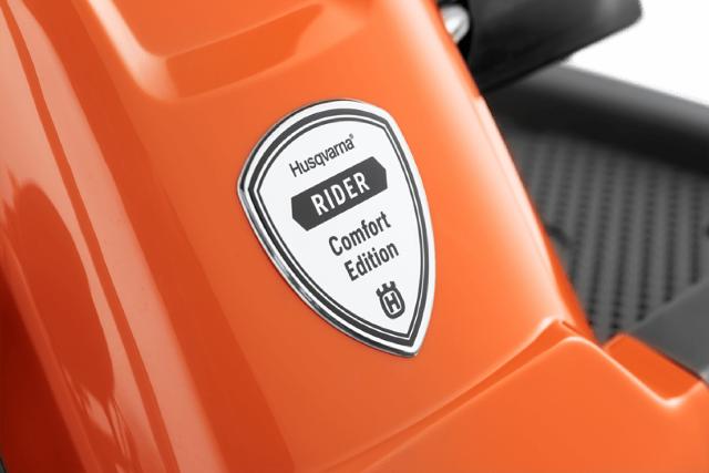 Husqvarna R 214TC Comfort Edition inkl. 103cm Klippebord