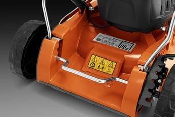 Husqvarna LB 144i batteridrevet plæneklipper m/Batteri og Lader