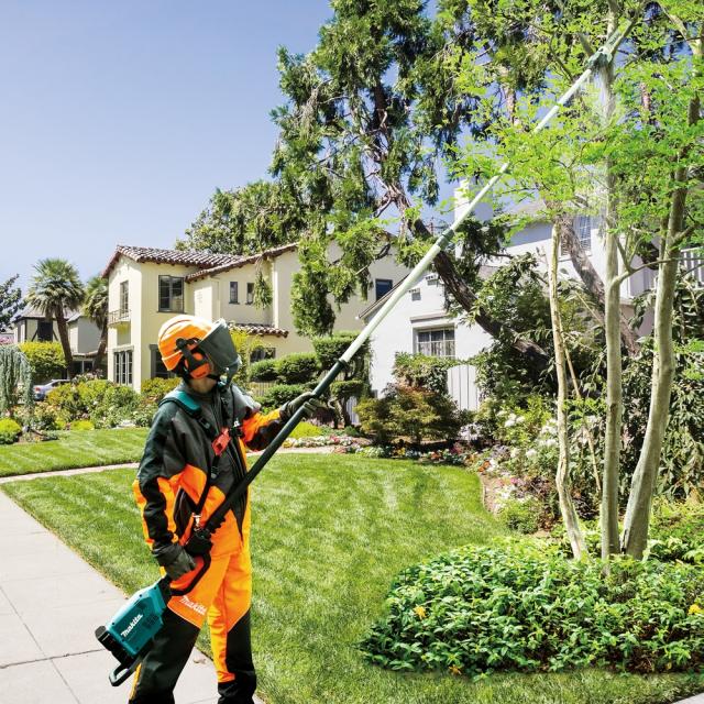 Makita DUA301Z Teleskopsav u/ Batteri og Lader