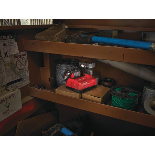 Milwaukee M12-18 FC Hurtiglader til alle REDLITHIUM™ M12-M18 batterier u/Batterier