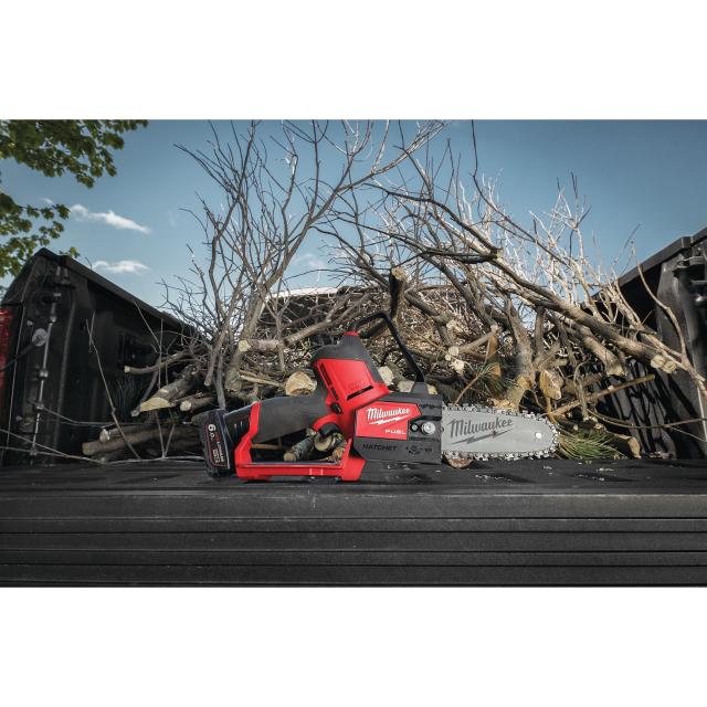 Milwaukee M12 FHS-0 M12 FUEL™ HATCHET™ Grensav 15 cm u/Batterier og Lader