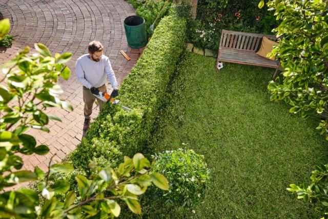 STIHL HSA 30 Hækkeklipper, 450mm/18' U/batteri+lader