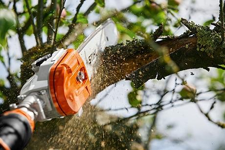Stihl HTA 135 Teleskopisk Stangkædesav u/ Batteri og Lader