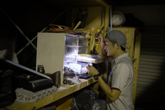 Led Lenser P4R Core Lommelygte